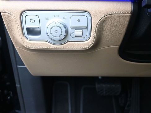 New 2026 Mercedes-Benz GLE 350 4MATIC image 16