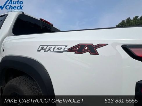 Used 2026 Nissan Frontier PRO-4X AWD/4WD image 5