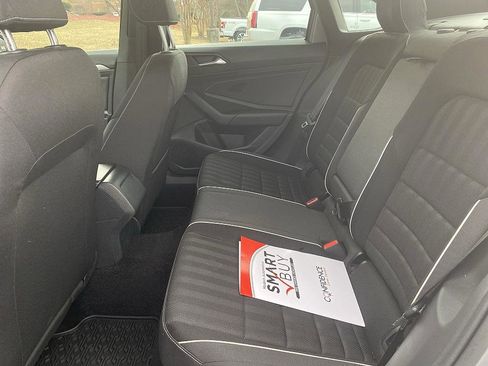 Used 2023 Volkswagen Jetta Sport image 12