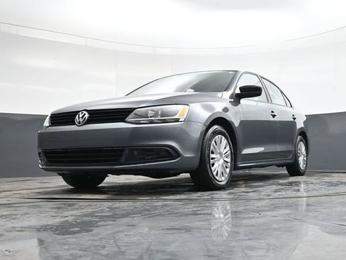 Used 2014 Volkswagen Jetta S image 35