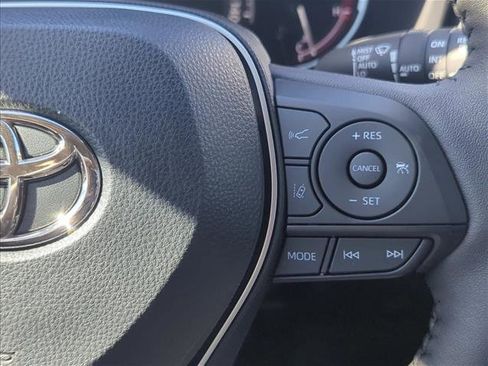 New 2025 Toyota RAV4 XLE image 15