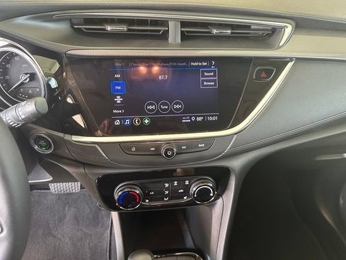 Used 2022 Buick Encore GX Preferred w/ Cold Weather Comfort Package FWD image 24
