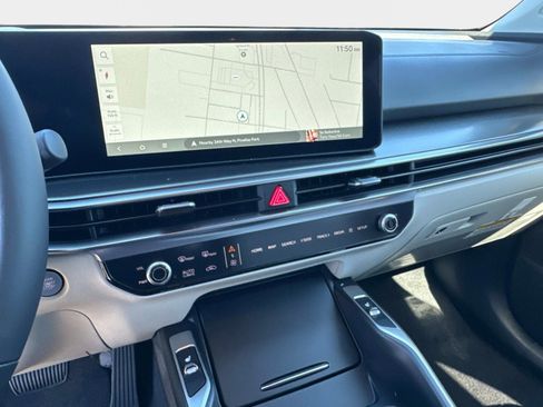 New 2026 Kia Sorento EX image 17