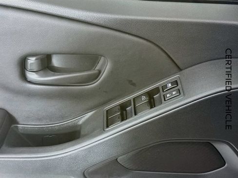 Certified 2025 Nissan Frontier S AWD/4WD image 18