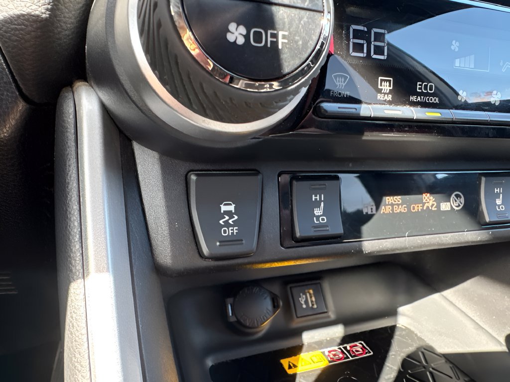 Used 2024 Toyota RAV4 XSE w/ Advanced Technology Package AWD/4WD image 35
