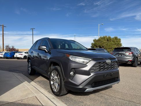 Used 2019 Toyota RAV4 Limited image 5