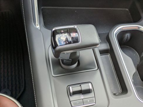 Used 2025 GMC Sierra 1500 Denali Ultimate image 24