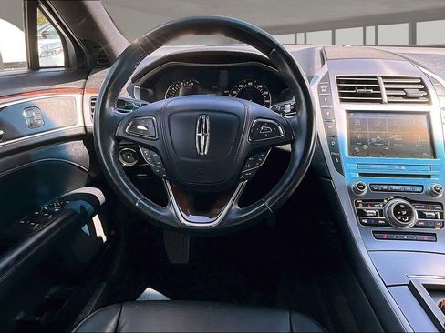 Used 2017 Lincoln MKZ Select w/ Select Plus Package AWD/4WD image 6