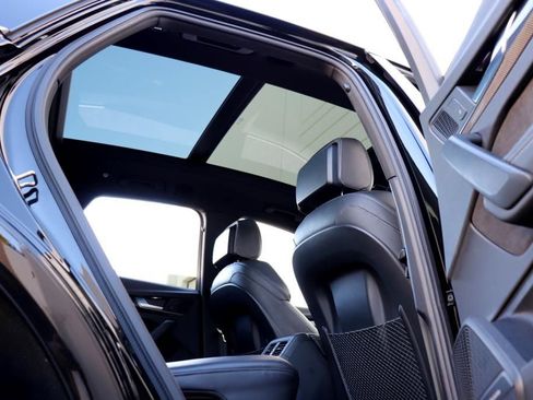 Used 2020 Audi SQ5 Premium Plus image 37