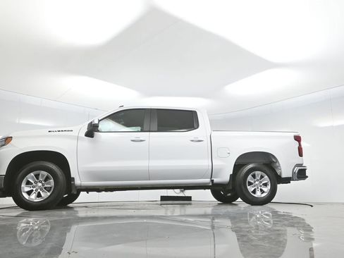 Used 2025 Chevrolet Silverado 1500 LT w/ LPO, Dark Essentials Package image 7