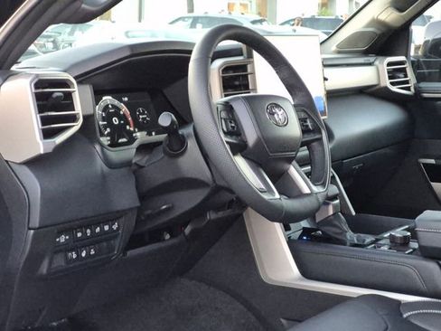 Used 2026 Toyota Tundra Limited AWD/4WD image 10