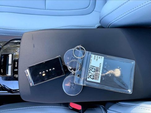 New 2025 Volvo EX30 Ultra w/ Protection Package Premier image 35