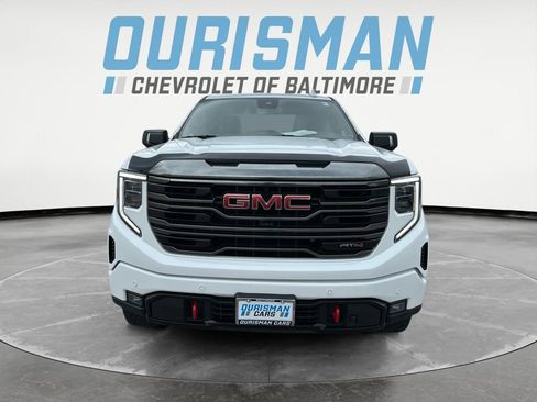 Used 2023 GMC Sierra 1500 AT4 AWD/4WD image 8