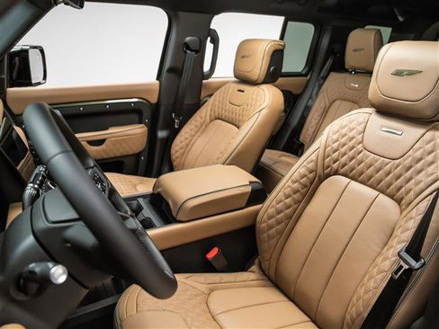 New 2026 Land Rover Defender 110 X-Dynamic SE image 18