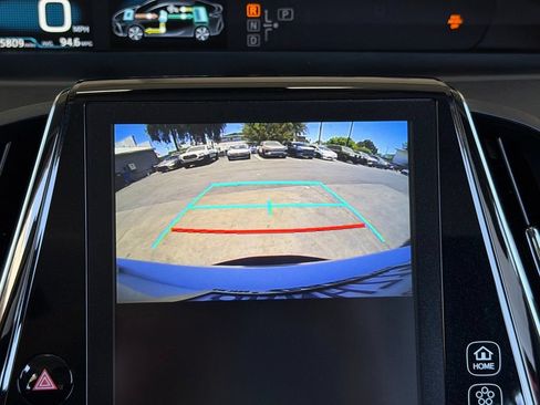 Used 2020 Toyota Prius Prime XLE FWD image 16