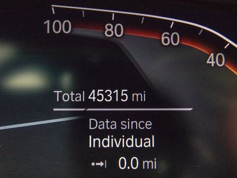 Used 2022 BMW X5 xDrive40i w/ M Sport Package image 21