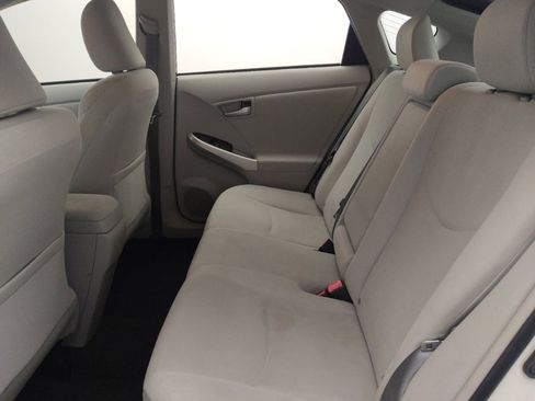 Used 2015 Toyota Prius Two image 18