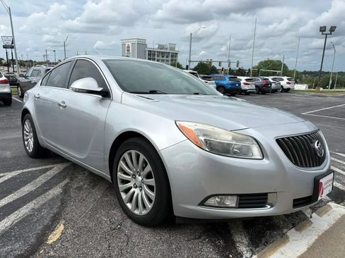 Used 2012 Buick Regal Premium FWD image 7