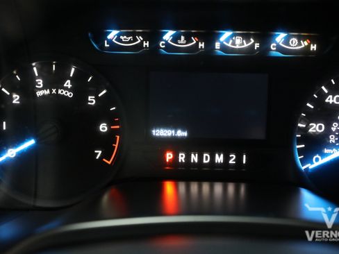 Used 2017 Ford F150 XL w/ Equipment Group 101A Mid AWD/4WD image 9