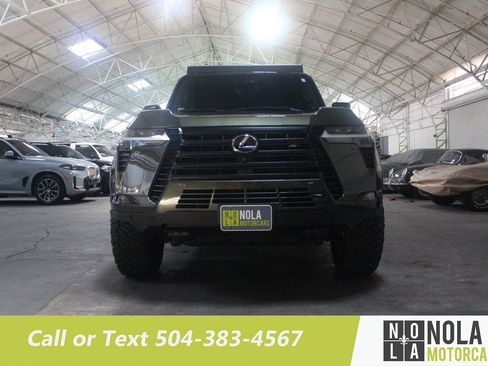 Used 2025 Lexus GX 550 w/ Cold Area Package AWD/4WD image 5
