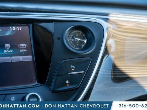 Used 2019 Buick Envision Essence image 10