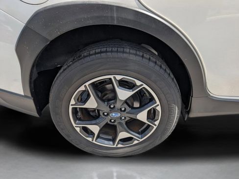 Used 2019 Subaru Crosstrek 2.0i Premium AWD/4WD image 38