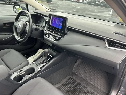 Used 2023 Toyota Corolla LE w/ LE Convenience Package FWD image 15