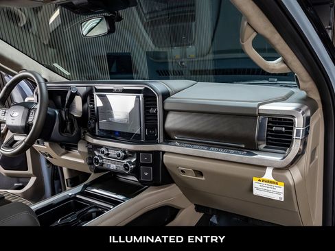 Used 2026 Ford F250 Platinum w/ Platinum Plus Package AWD/4WD image 18