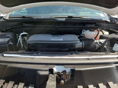 Used 2025 GMC Yukon Denali RWD image 31