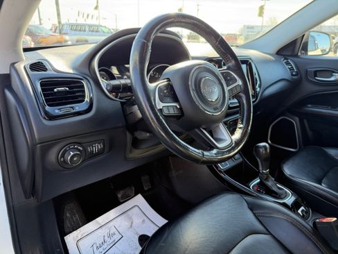 Used 2019 Jeep Compass Limited FWD image 15
