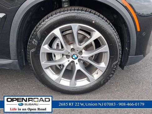 Used 2024 BMW X5 xDrive40i w/ Premium Package AWD/4WD image 13
