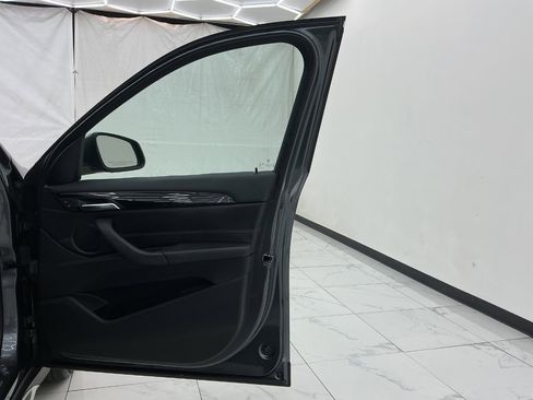 Used 2018 BMW X1 xDrive28i AWD/4WD image 19