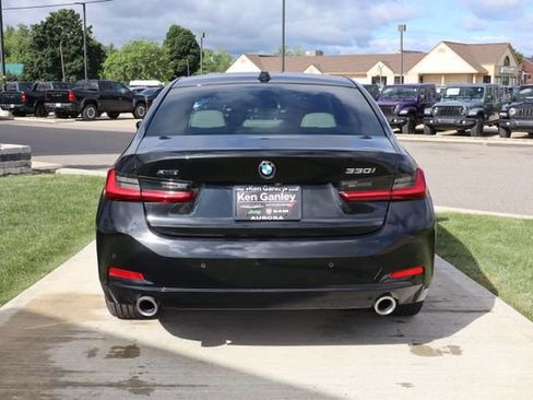 Used 2023 BMW 330i xDrive Sedan w/ Premium Package AWD/4WD image 35