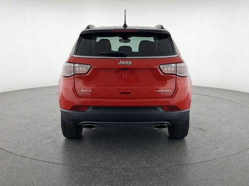 Used 2025 Jeep Compass Limited AWD/4WD image 7