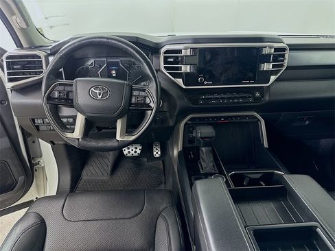 Used 2022 Toyota Tundra SR5 image 17