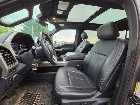 Used 2022 Ford F250 Lariat w/ Tremor Off-Road Package AWD/4WD image 21