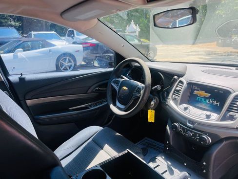 Used 2014 Chevrolet Caprice RWD image 38