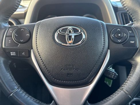 Used 2016 Toyota RAV4 XLE image 23