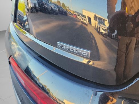 Used 2019 Audi Q7 Premium Plus image 9