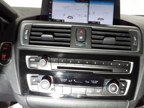 Used 2017 BMW M2 image 19