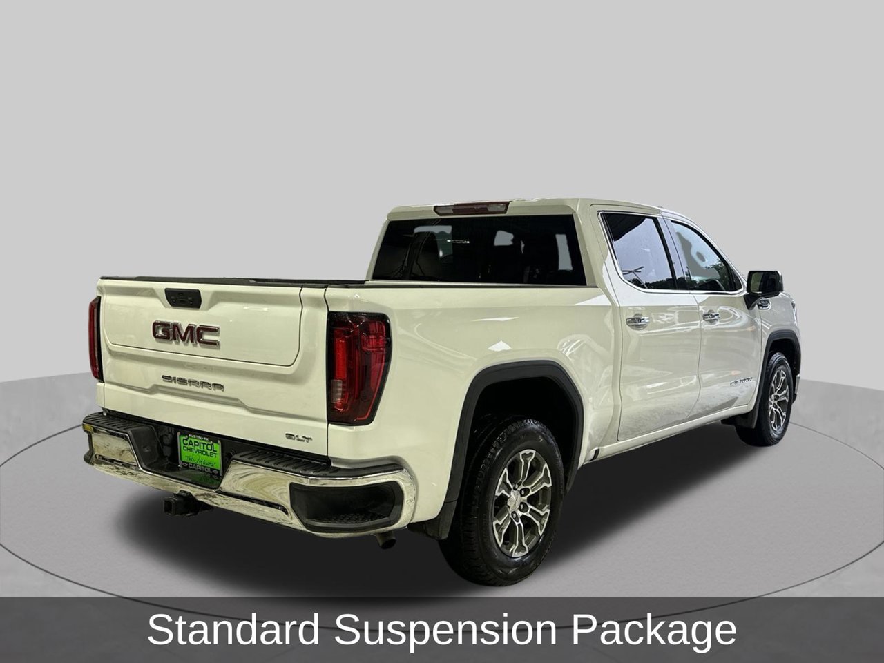 Used 2025 GMC Sierra 1500 SLT RWD image 5