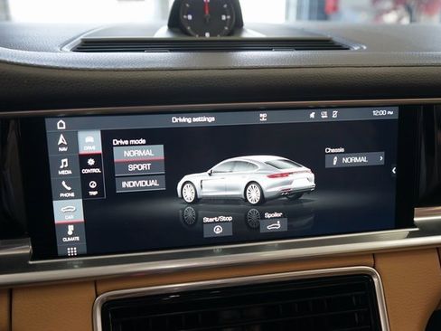 Used 2019 Porsche Panamera 4 image 39