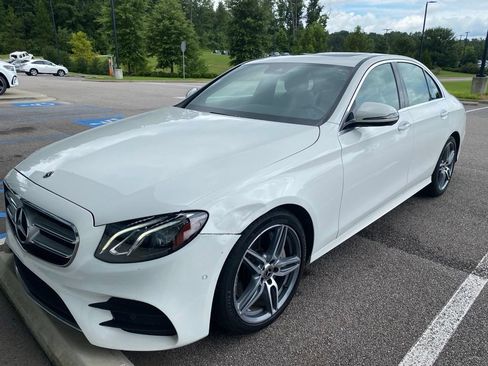 Used 2018 Mercedes-Benz E 300 image 2