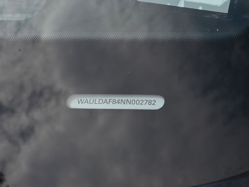 Used 2022 Audi A8 L 3.0T image 41