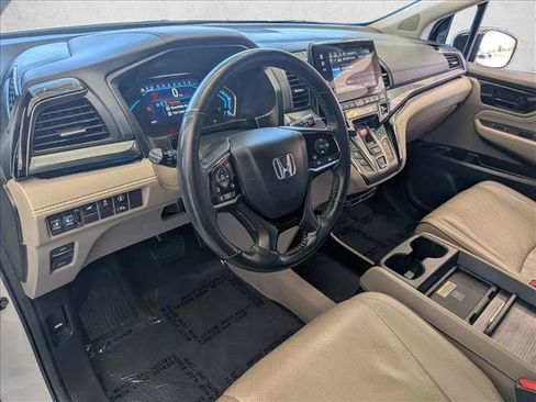 Used 2022 Honda Odyssey Elite image 11