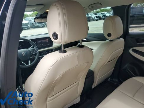 Used 2024 Buick Encore GX Avenir FWD image 13