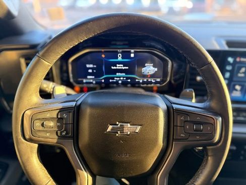 Used 2022 Chevrolet Silverado 1500 ZR2 image 39