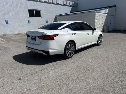 Used 2023 Nissan Altima 2.5 SL AWD/4WD image 3