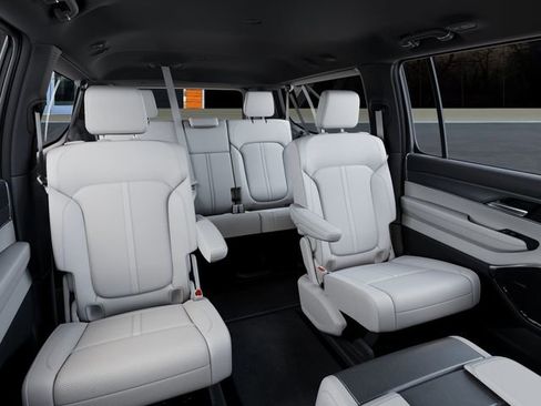 New 2026 Jeep Grand Wagoneer L 4WD image 15
