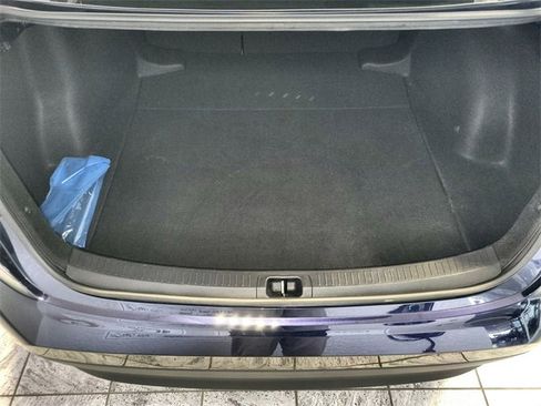 Used 2024 Toyota Corolla LE image 23